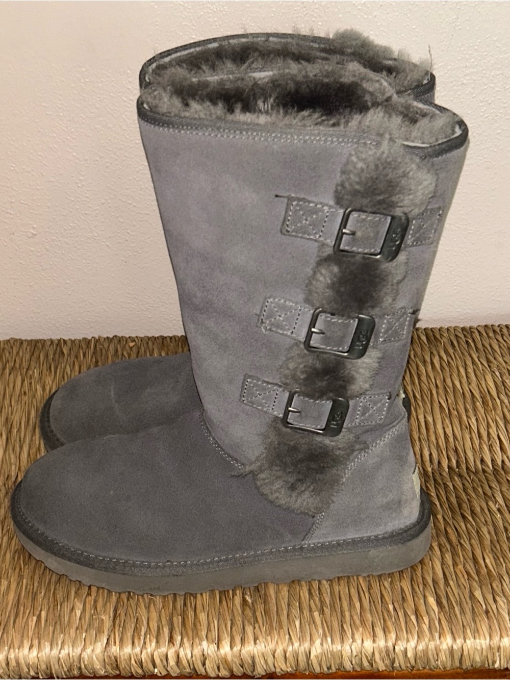 UGG Klea Buckle Boots Y2K Indie Sleaze Après Ski Wintercore Women’s 8